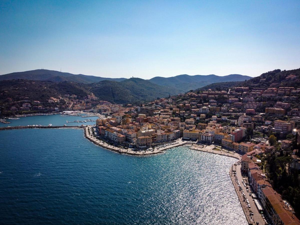 Monolocale Mansarda A Porto Santo Stefano Argentario Lägenhet Exteriör bild